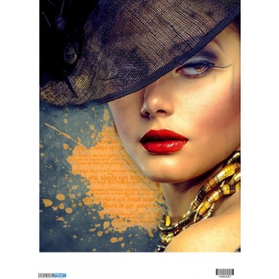 1600337 Woman