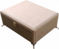 BK-KT166 ΚΟΥΤΙ με μεταλλικά πόδια 26x21x11